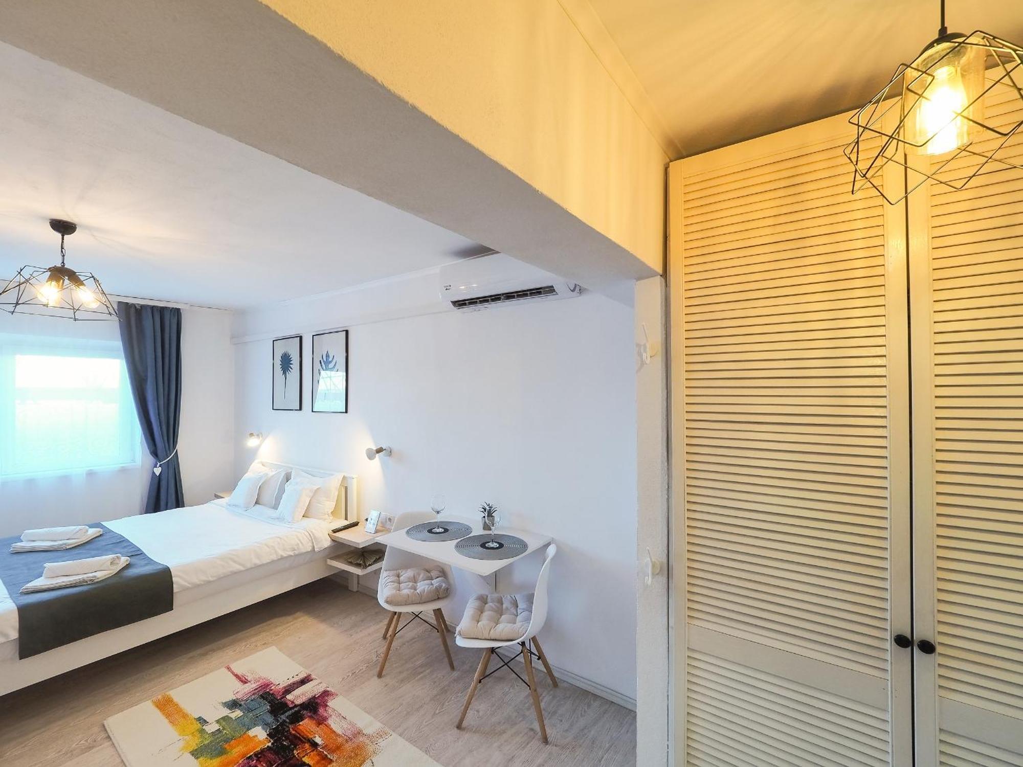 Holiday Studio Sibiu - Central, Cozy & Self Check-In Exterior photo